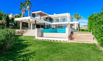 Villa in Benahavis, Andalusia, Spain 1