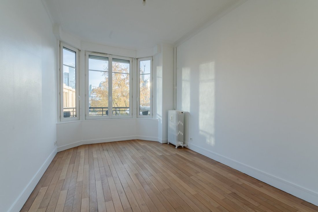 Apartment in Puteaux, Ile-de-France, France 5 - 14978065
