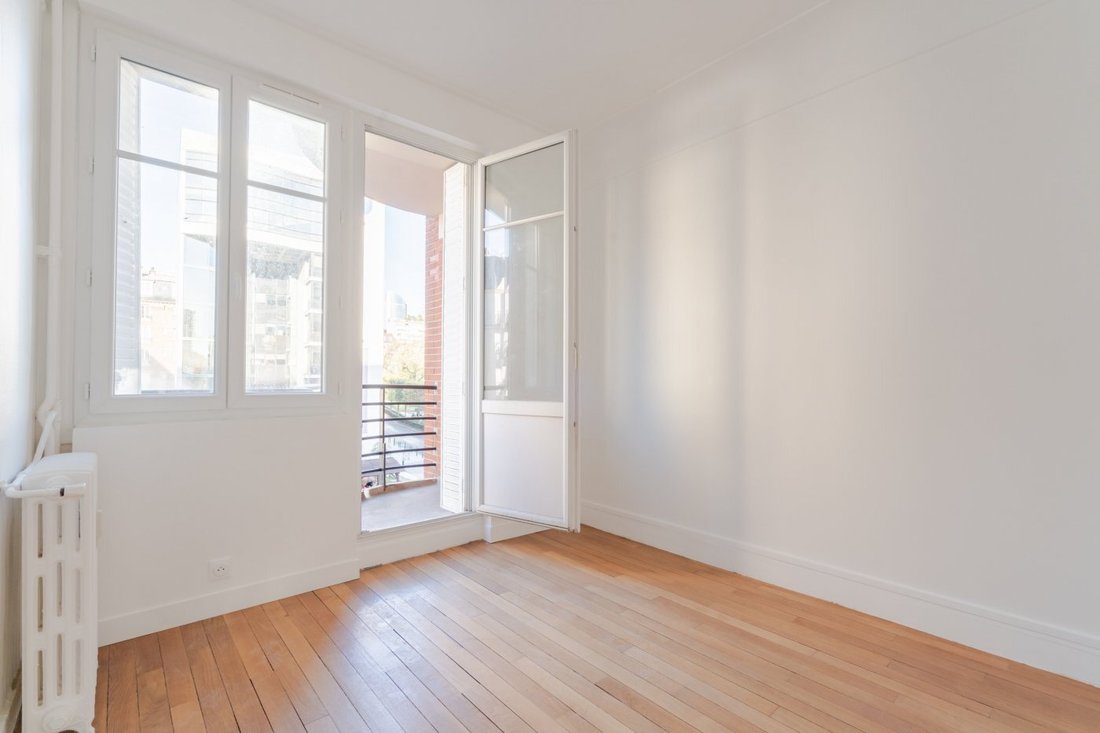 Apartment in Puteaux, Ile-de-France, France 1 - 14978062