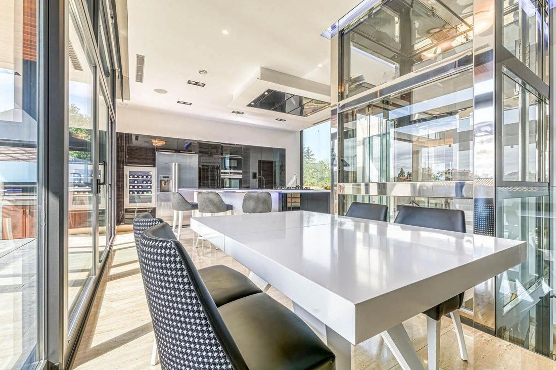 Villa in Figueres, Catalonia, Spain 4 - 14977873