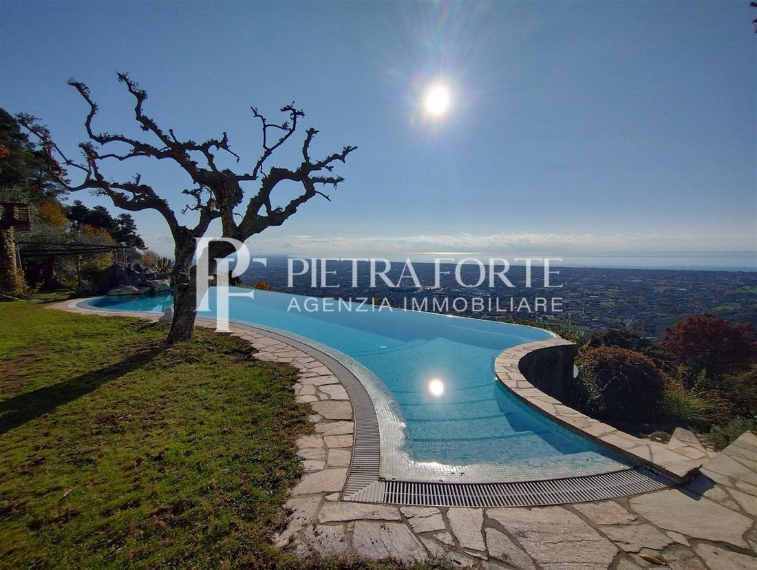 Villa in Strettoia-Capezzano-Valdicastello, Pietrasanta, Tuscany 2 - 14627960