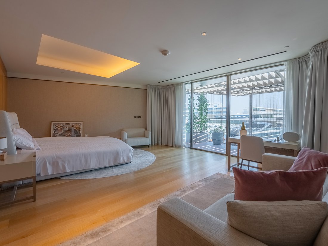 Apartment in Jumeirah Bay, Dubai, United Arab Emirates 2 - 14975769