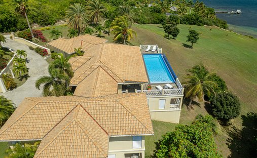 House in Crabbs, Saint Peter, Antigua and Barbuda 1