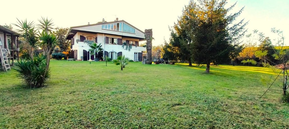 Villa in Cinquale, Montignoso, Tuscany 5 - 14978067