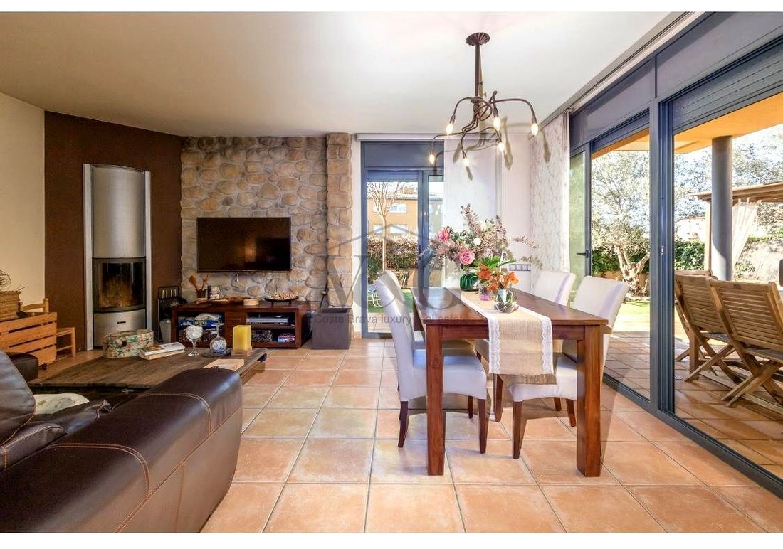 Villa in Palafrugell, Catalonia, Spain 4 - 14978123