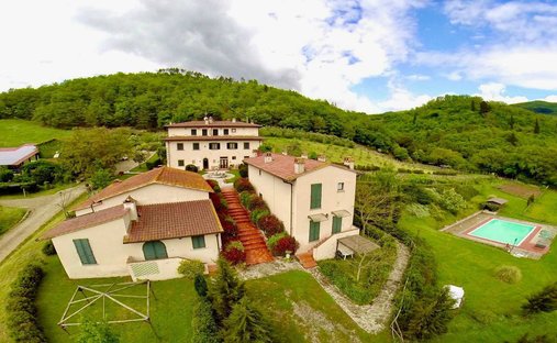 Land in Dicomano, Toskana, Italien 1