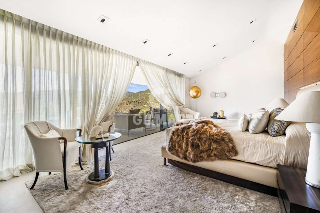 Villa in La Zagaleta, Benahavis, Andalusia 5 - 14974293