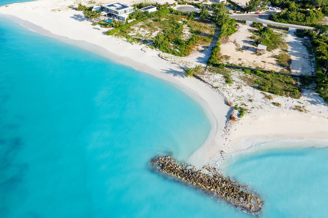Land in Leeward Settlement, Caicos Islands, Turks and Caicos Islands 3 - 14821391