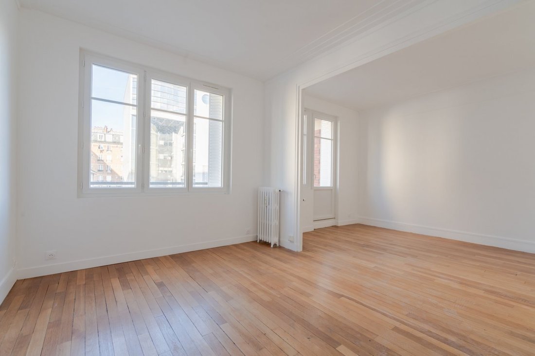 Apartment in Puteaux, Ile-de-France, France 2 - 14978062