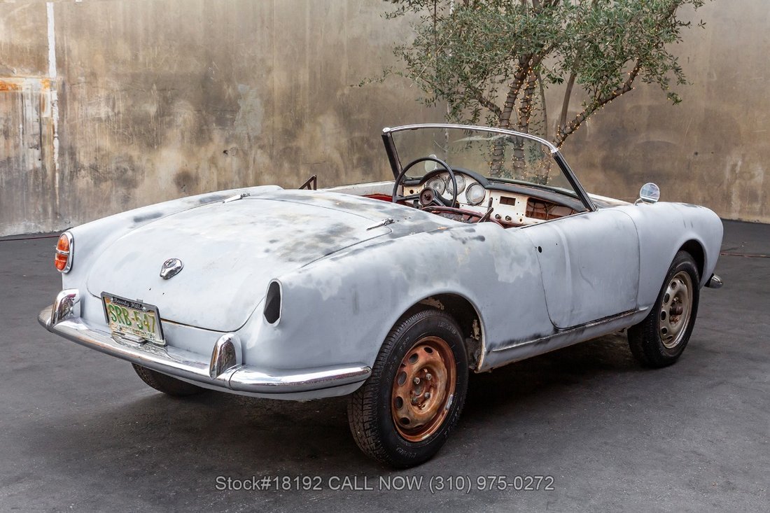 Alfa Romeo Giulietta Spider in Los Angeles, CA 5 - 14978112