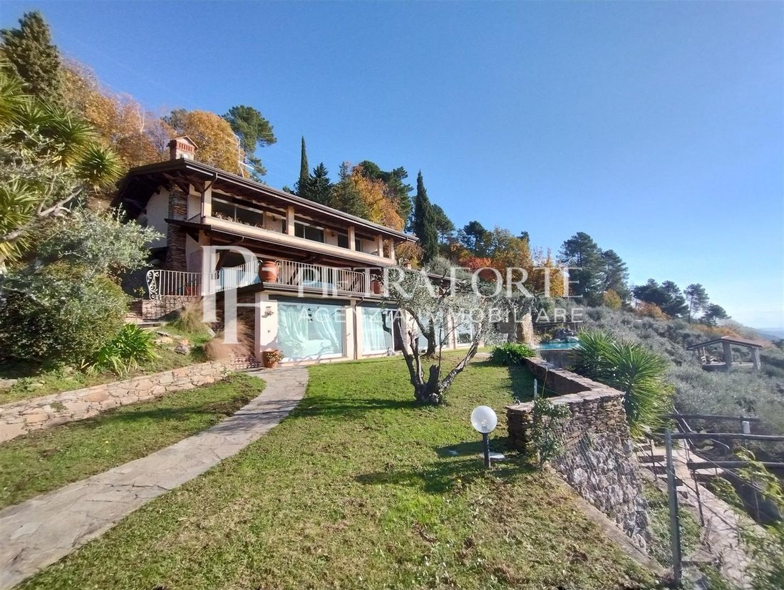 Villa in Strettoia-Capezzano-Valdicastello, Pietrasanta, Tuscany 3 - 14627960