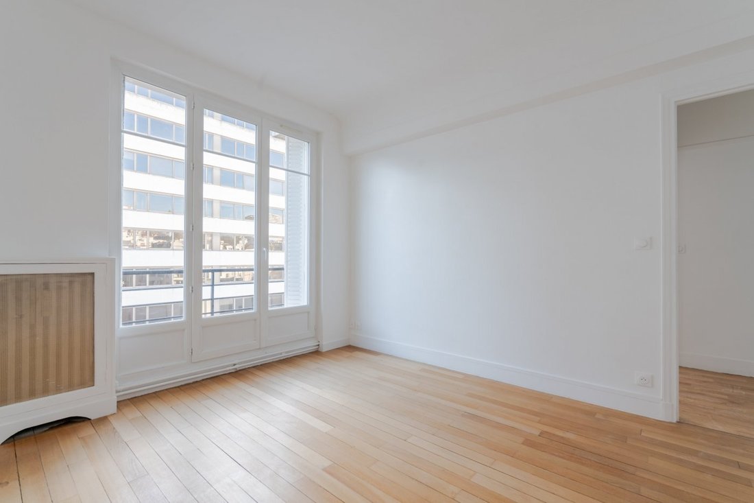 Apartment in Puteaux, Ile-de-France, France 2 - 14978061
