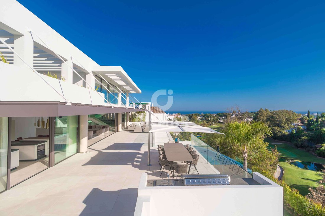 Villa in La Quinta, Benahavis, Andalusia 1 - 14974315