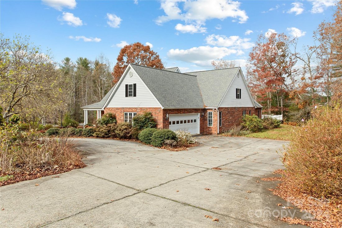 House in Hendersonville, North Carolina, United States 3 - 14711963