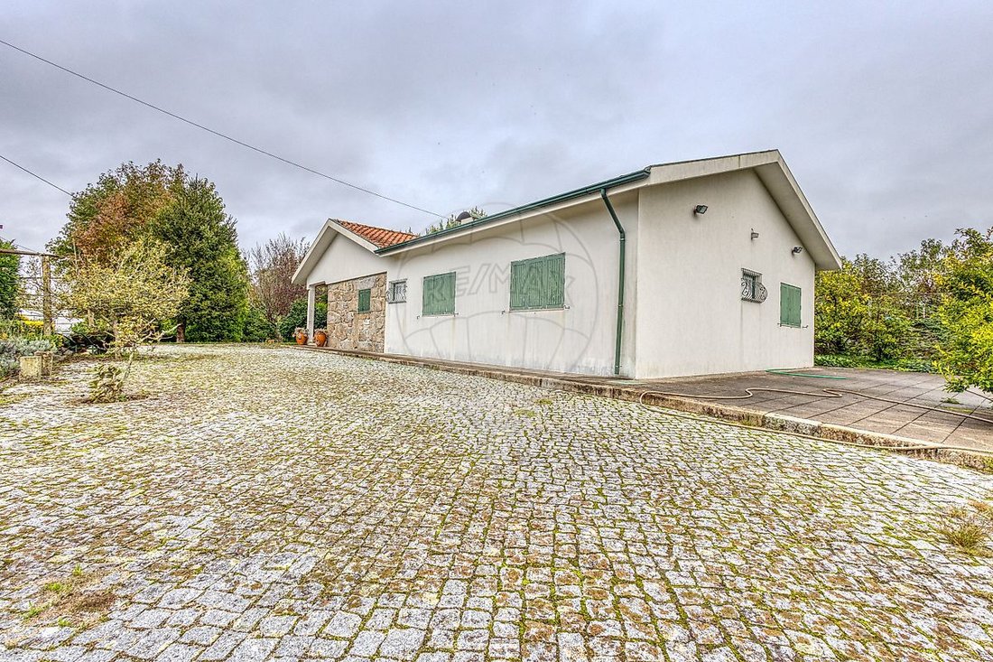 Finca in Paredes, Porto District, Portugal 3 - 14977754