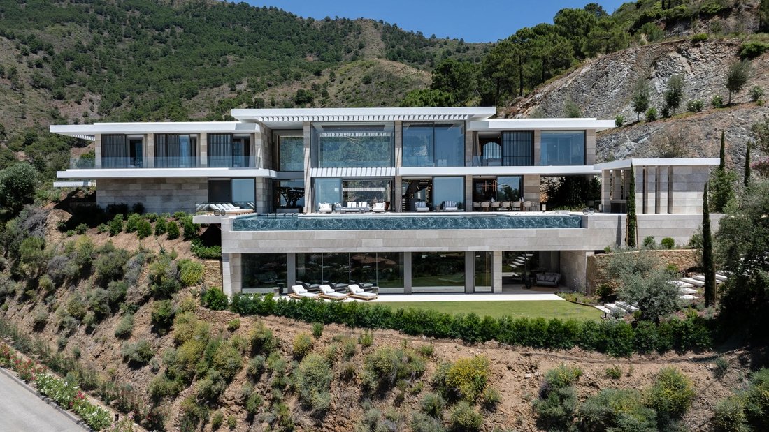 Villa in La Zagaleta, Benahavis, Andalusia 3 - 14980019