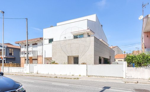 House in Povoa de Varzim, Beiriz e Argivai, Porto District, Portugal 1