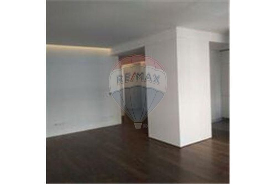 Apartment in Serzedo e Perosinho, Porto District, Portugal 1 - 14979932