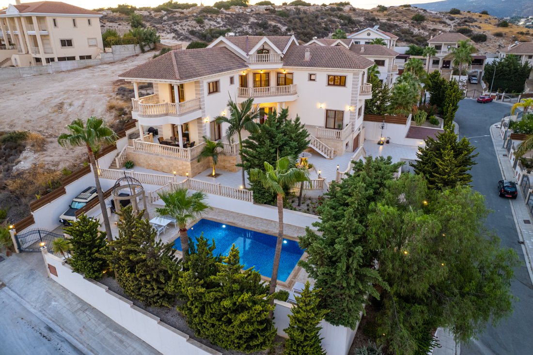 Villa in Mouttagiaka, Limassol, Cyprus 5 - 14981780
