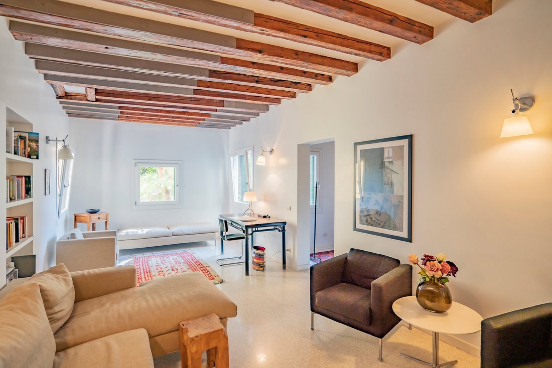 Apartment in Dorsoduro, Venice, Italy 4 - 14982410