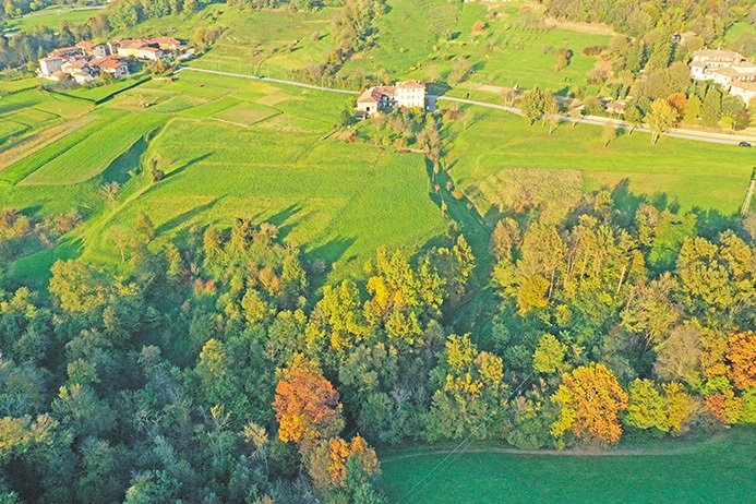 Farm Ranch in Caprino, Lombardy, Italy 3 - 14982097