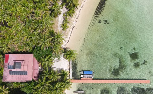Villa in Bastimentos Island, Bocas del Toro Province, Panama 1