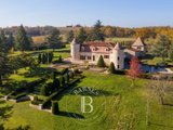Exceptional Estate In The Heart Of The Vineyards Near Cahors