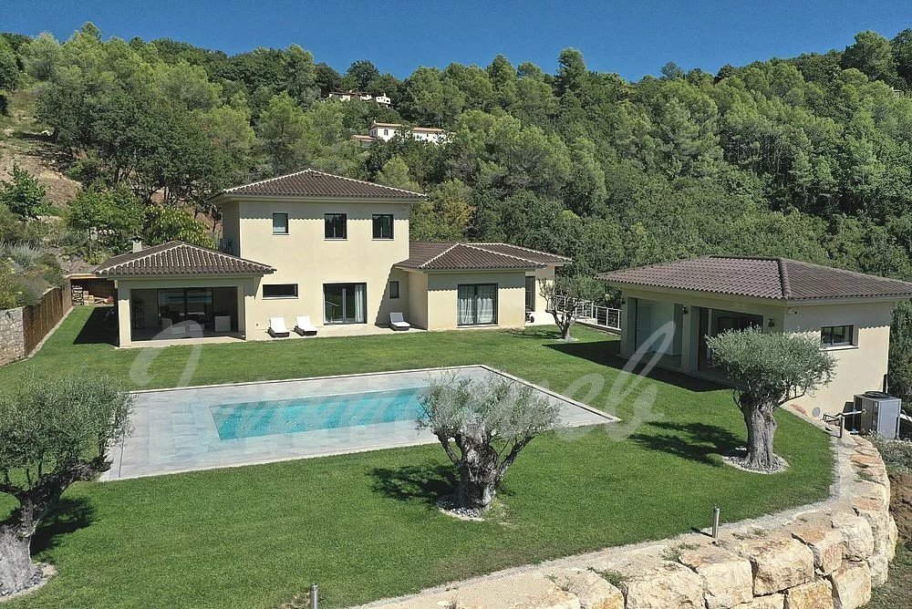 Villa in Saint-Ferreol-d'Auroure, Auvergne-Rhône-Alpes, France 2 - 14980995
