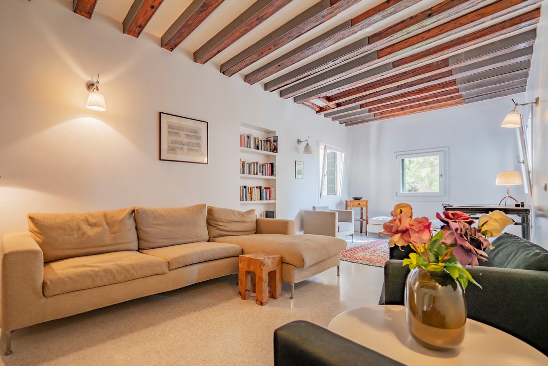 Apartment in Dorsoduro, Venice, Italy 1 - 14982410