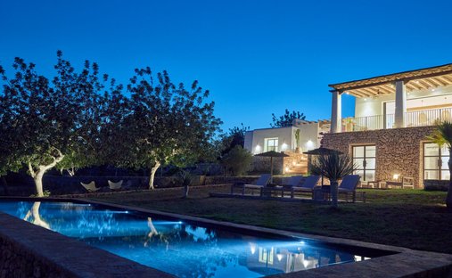 Finca in Santa Gertrudis de Fruitera, Santa Eularia des Riu, Balearic Islands 1