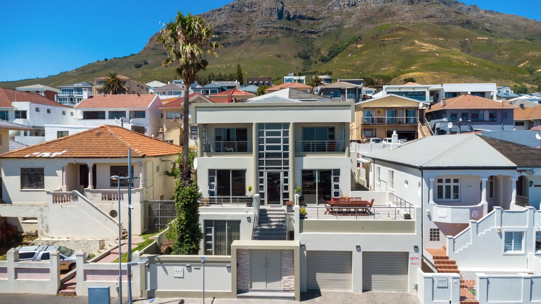 Country House in Walmer Estate, Cape Town, South Africa 1 - 14981669