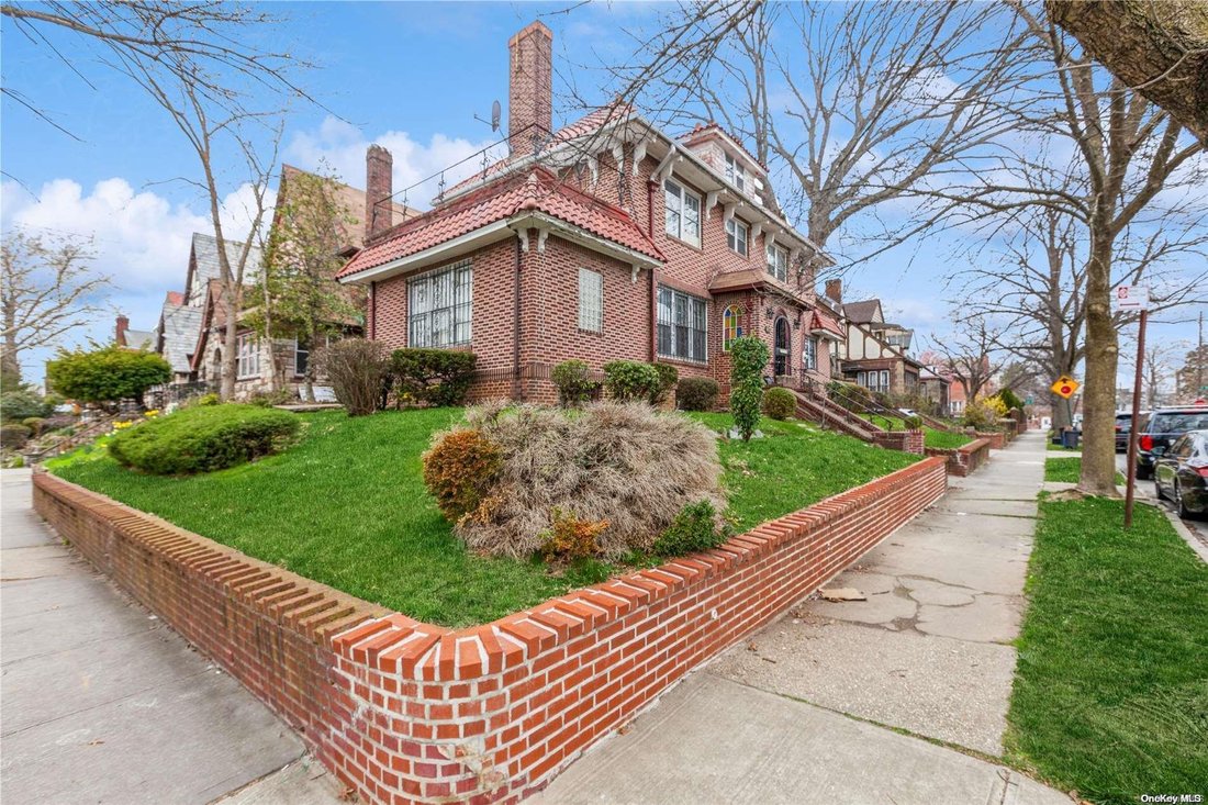 House in New York, New York, United States 3 - 14008469