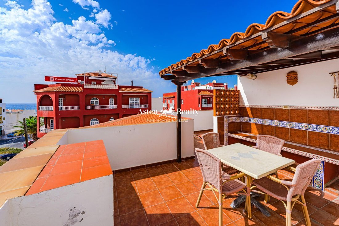Villa in Guia de Isora, Canary Islands, Spain 2 - 14981402