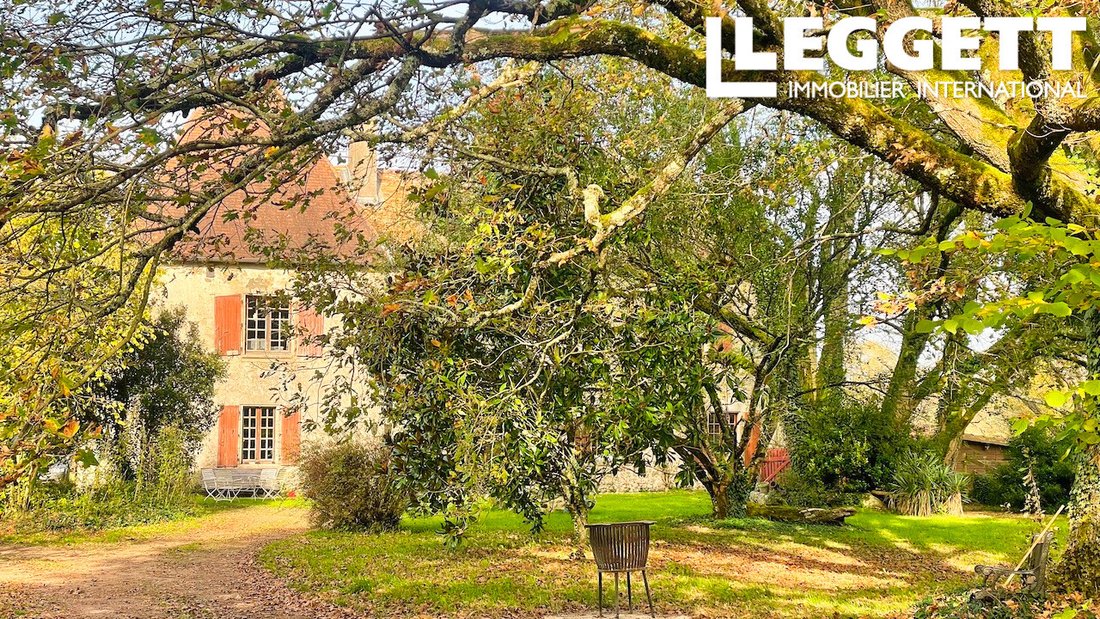 Whispers of the Middle Ages: A Timeless Manor in Nouvelle-Aquitaine’s Embrace