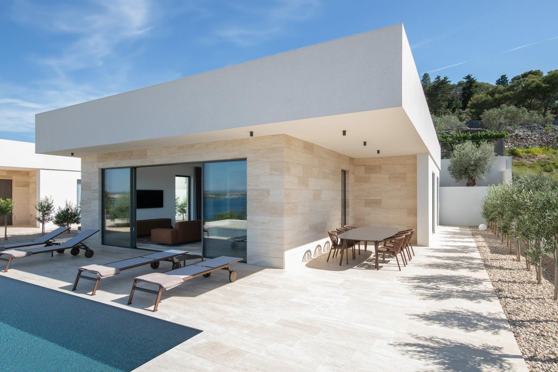 Villa in Tkon, Zadar County, Croatia 1 - 14981573