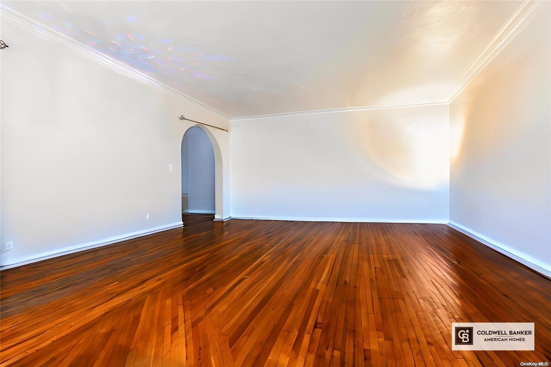House in New York, New York, United States 5 - 14008469