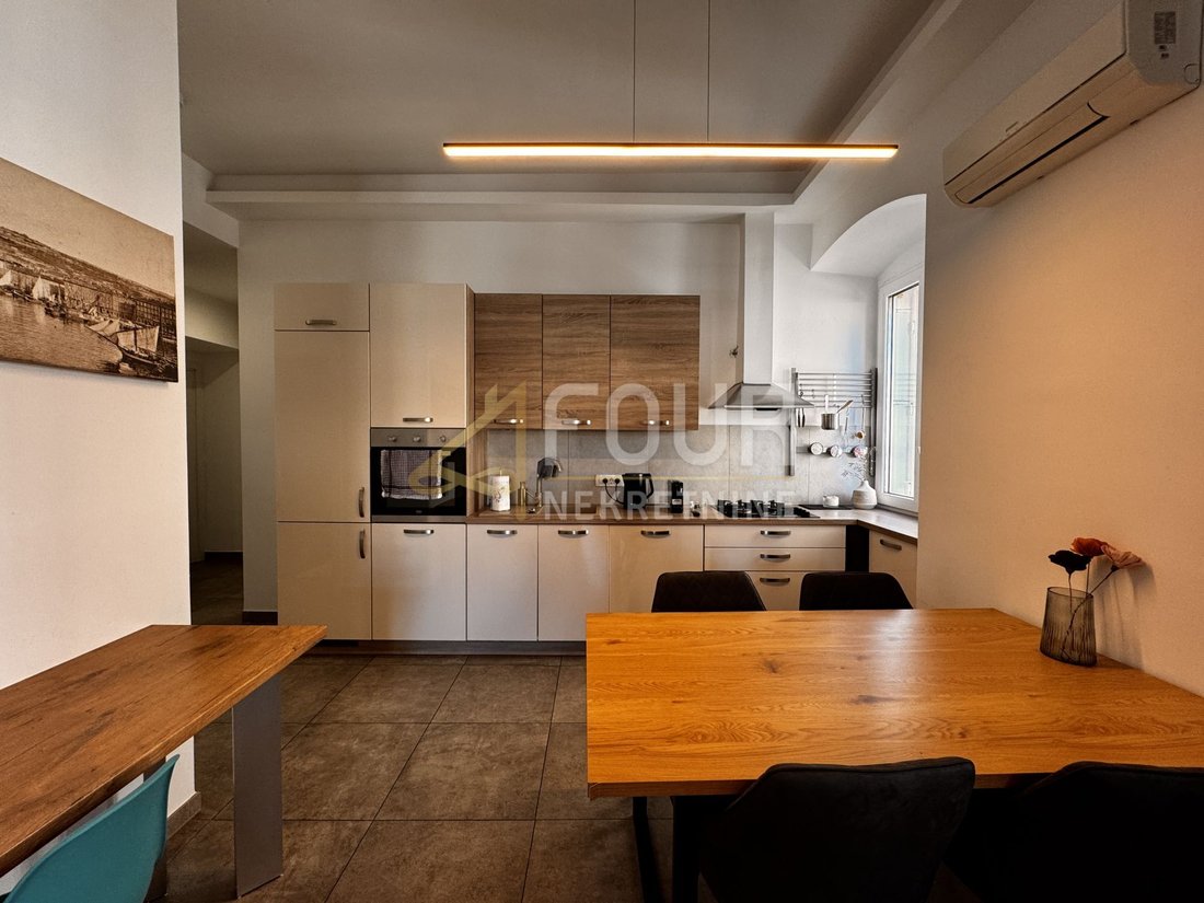 Apartment in Mjesni odbor Luka, Grad Rijeka, Primorje-Gorski Kotar County 3 - 14983580