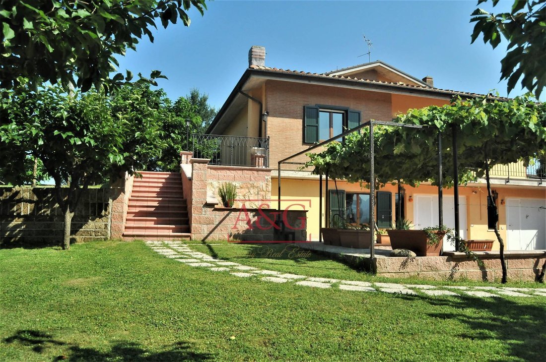 Villa in Amandola, Marche, Italy 3 - 14984488