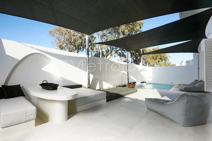 Villa in Thira, Aegean, Greece 2 - 14983536