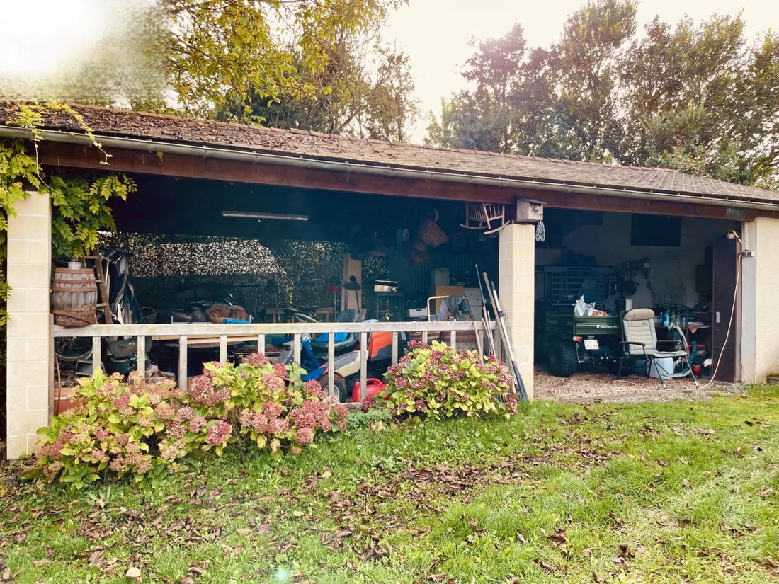 House in Le Vigeant, Nouvelle-Aquitaine, France 4 - 14983060