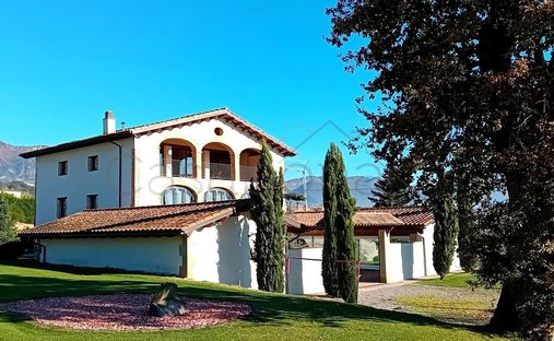 Villa in Sant Vicenc de Torello, Catalonia, Spain 1