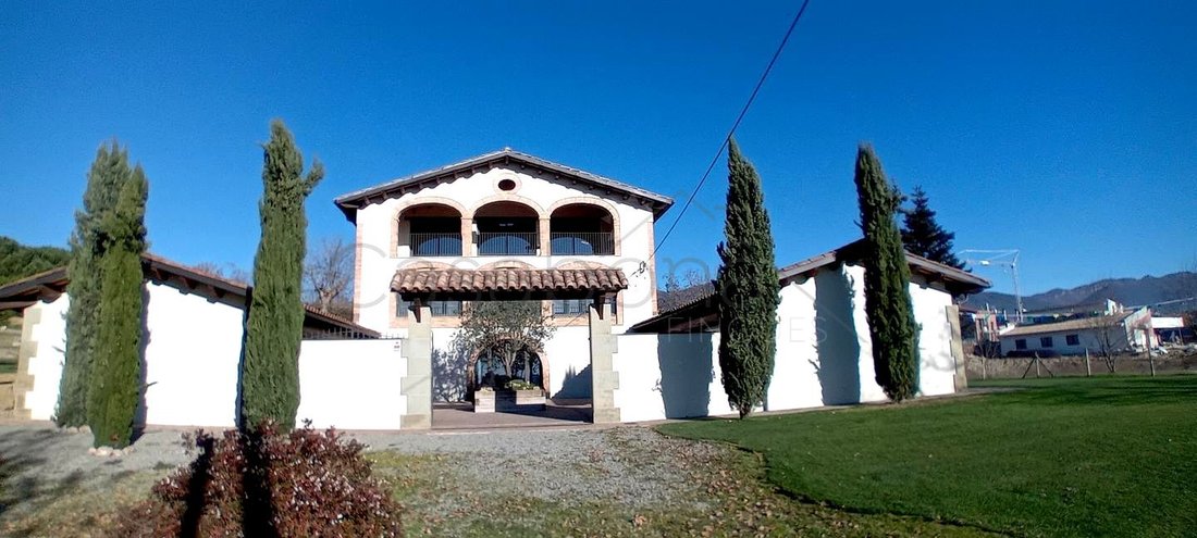 Villa in Sant Vicenc de Torello, Catalonia, Spain 1 - 14984104