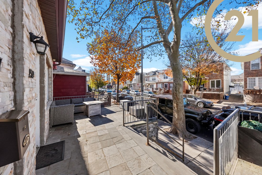 House in New York, New York, United States 3 - 14982677