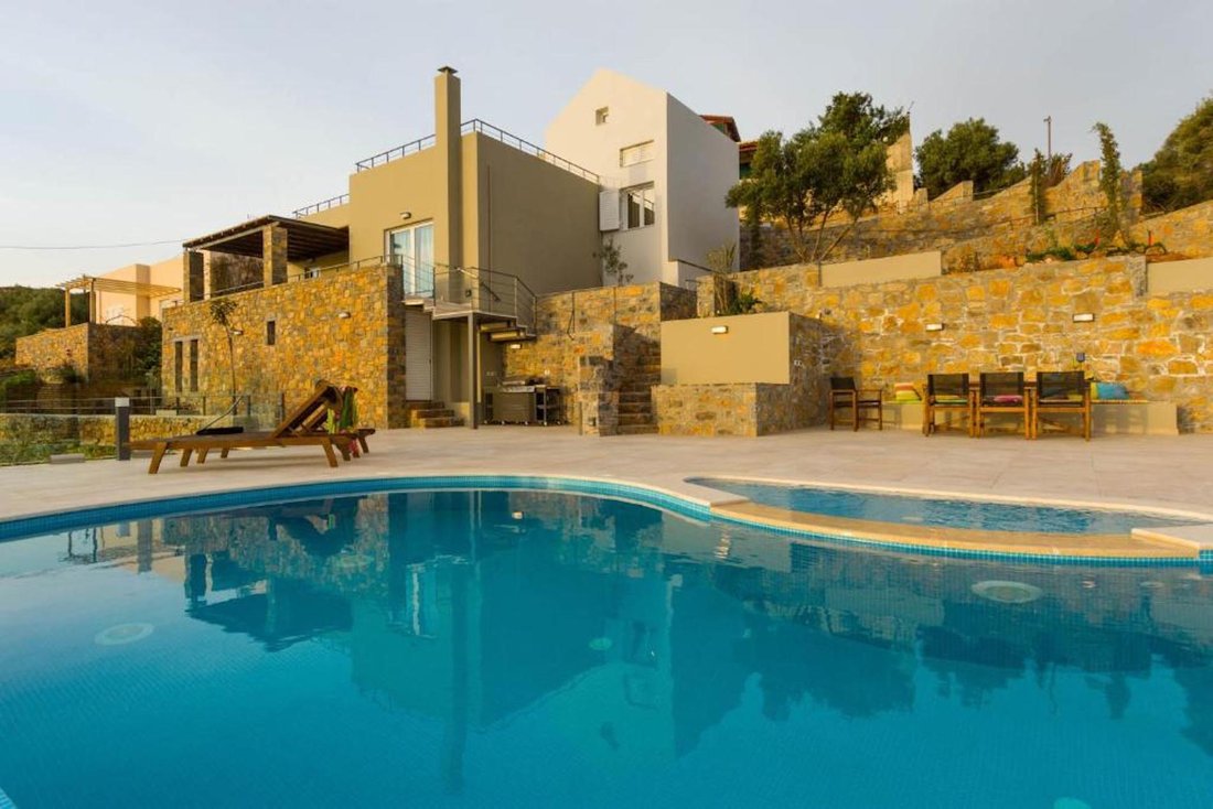 Villa in Community of Elounta, Agios Nikolaos Municipal Unit, Greece 4 - 14982552