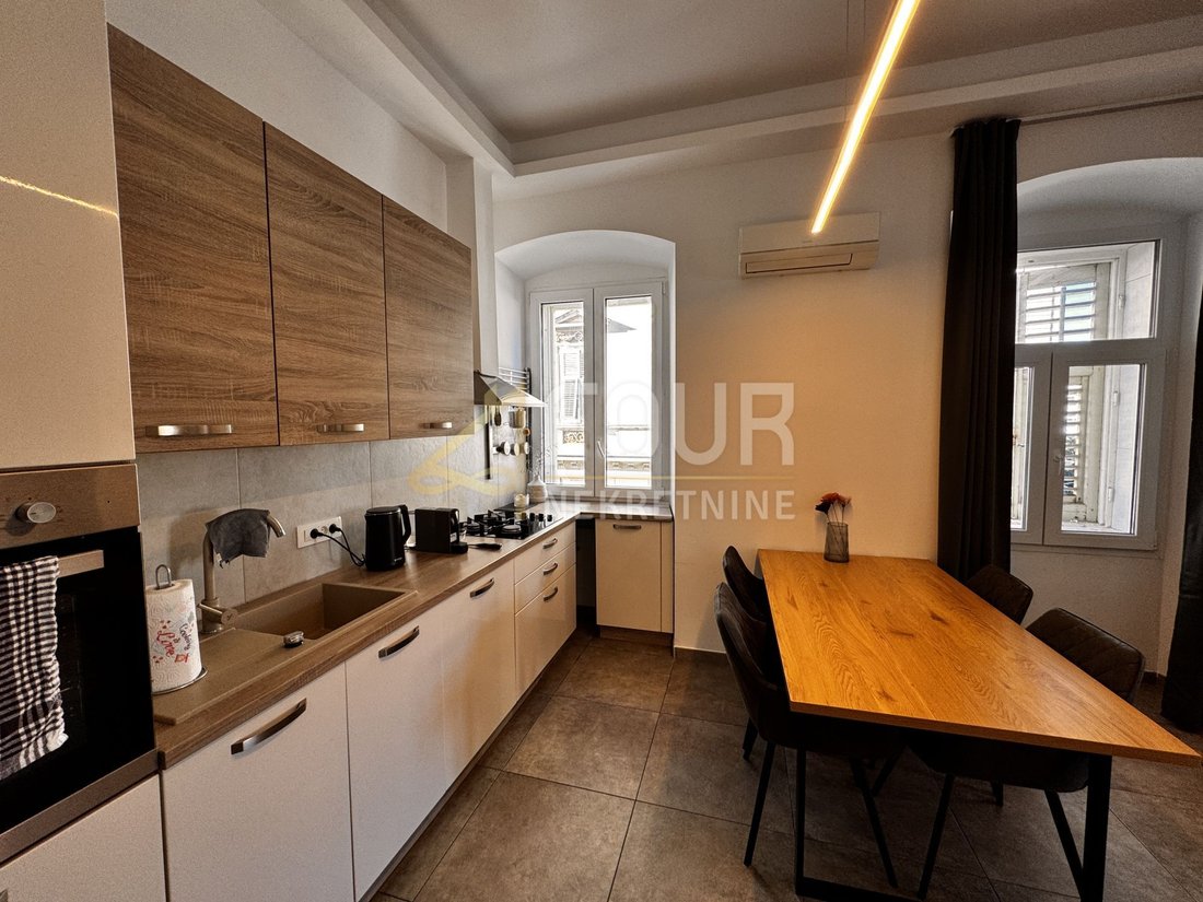 Apartment in Mjesni odbor Luka, Grad Rijeka, Primorje-Gorski Kotar County 4 - 14983580
