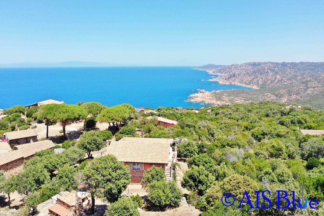 Villa in Trinita d'Agultu e Vignola, Sardinia, Italy 1 - 14982834