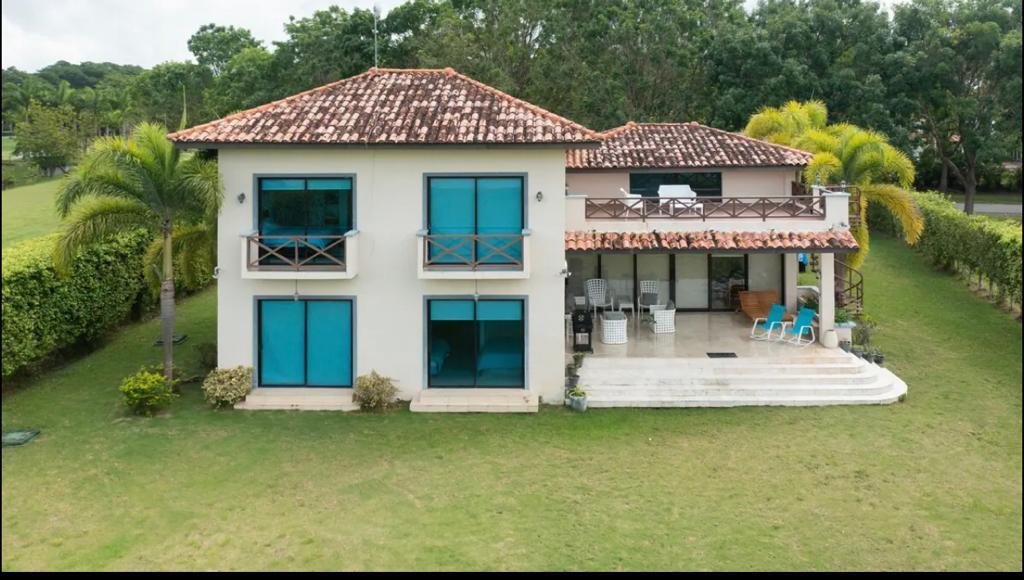 House in El Chirú, Coclé Province, Panama 1 - 14984355