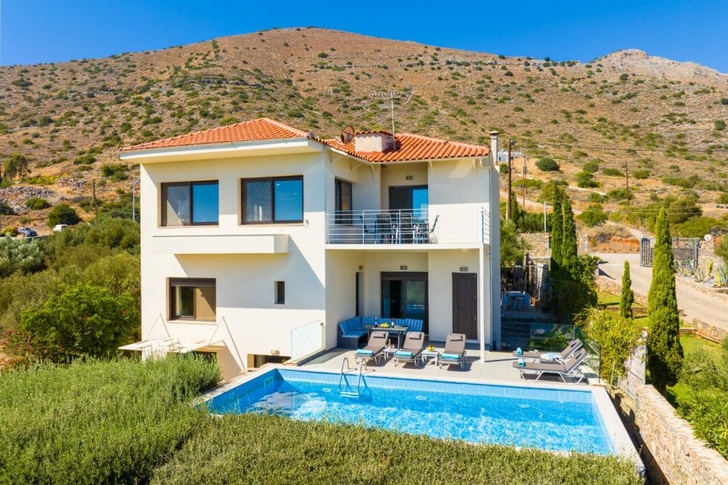Villa in Community of Elounta, Agios Nikolaos Municipal Unit, Greece 2 - 11459824