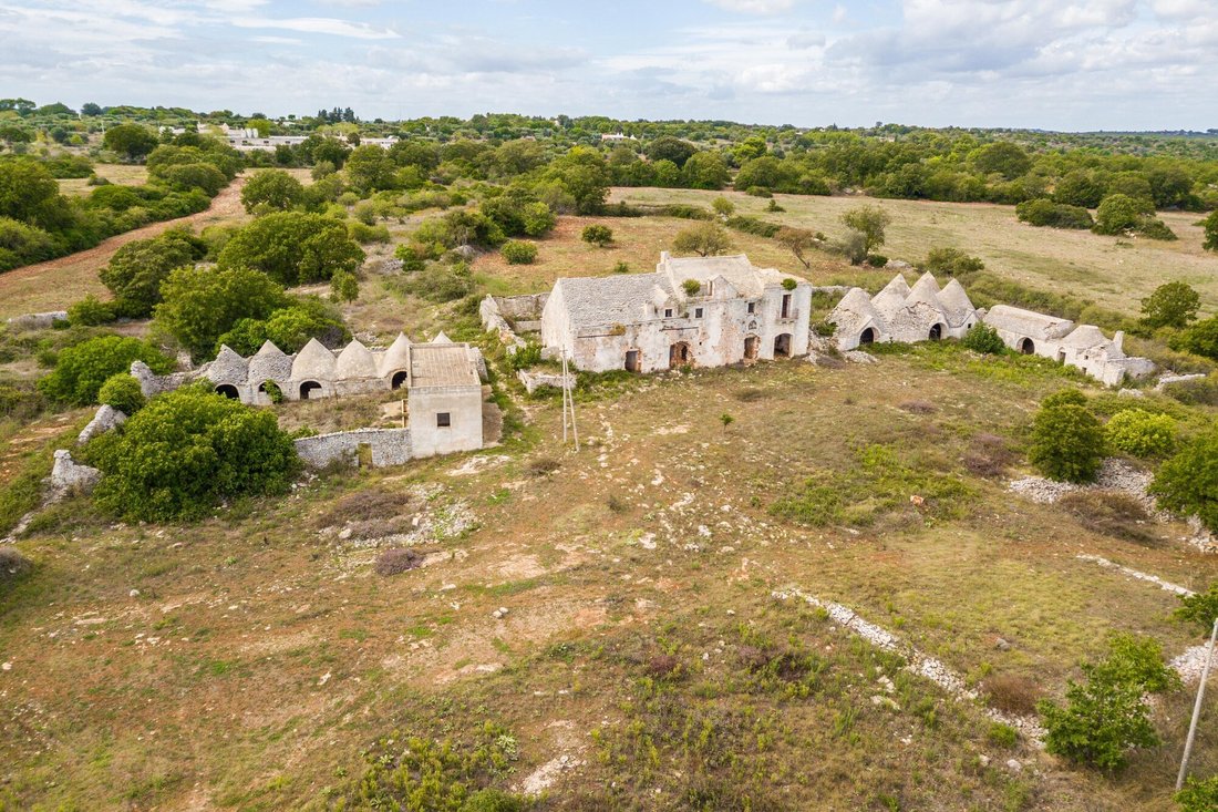 Casa de Campo en Ceglie Messapica, Apulia, Italia 2 - 14985486