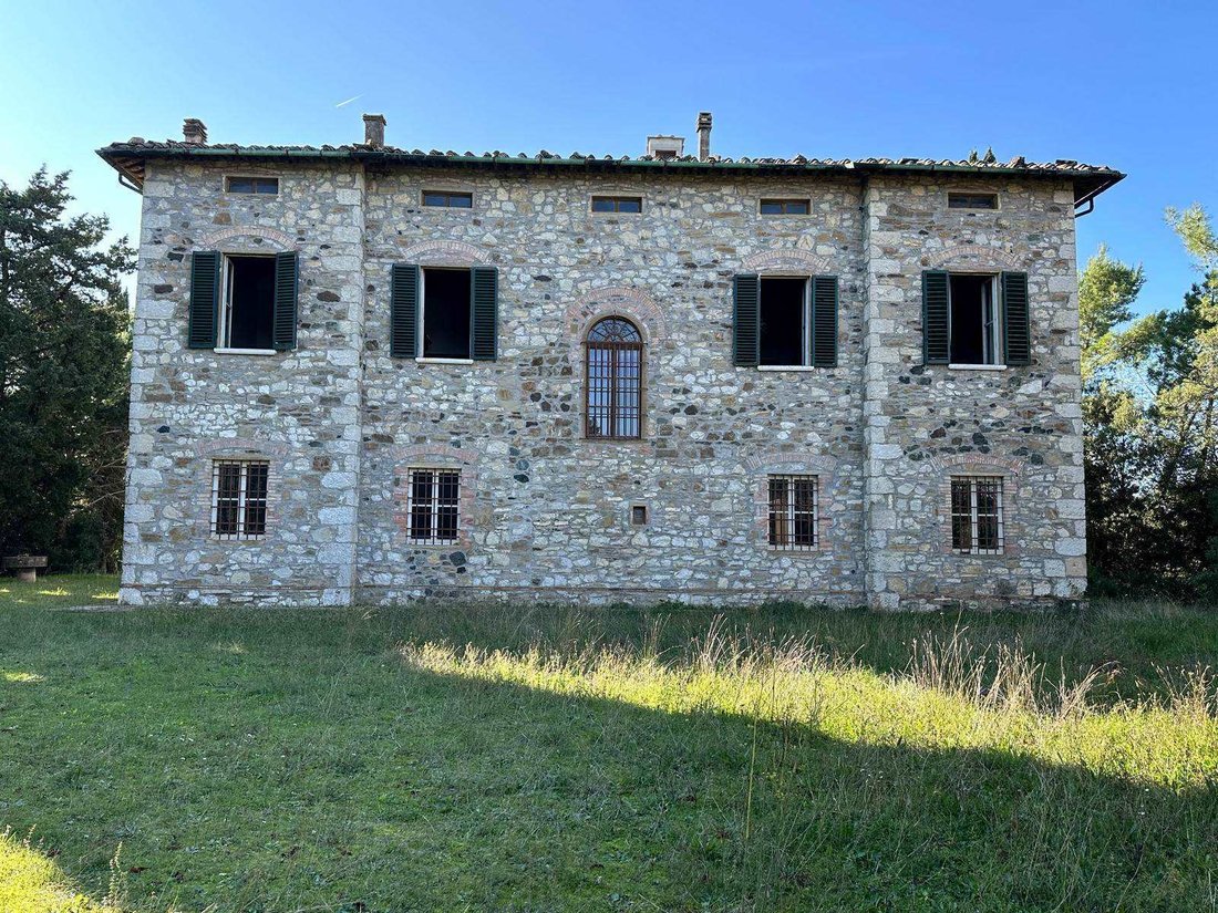 Estate in Pomarance, Tuscany, Italy 2 - 14986662